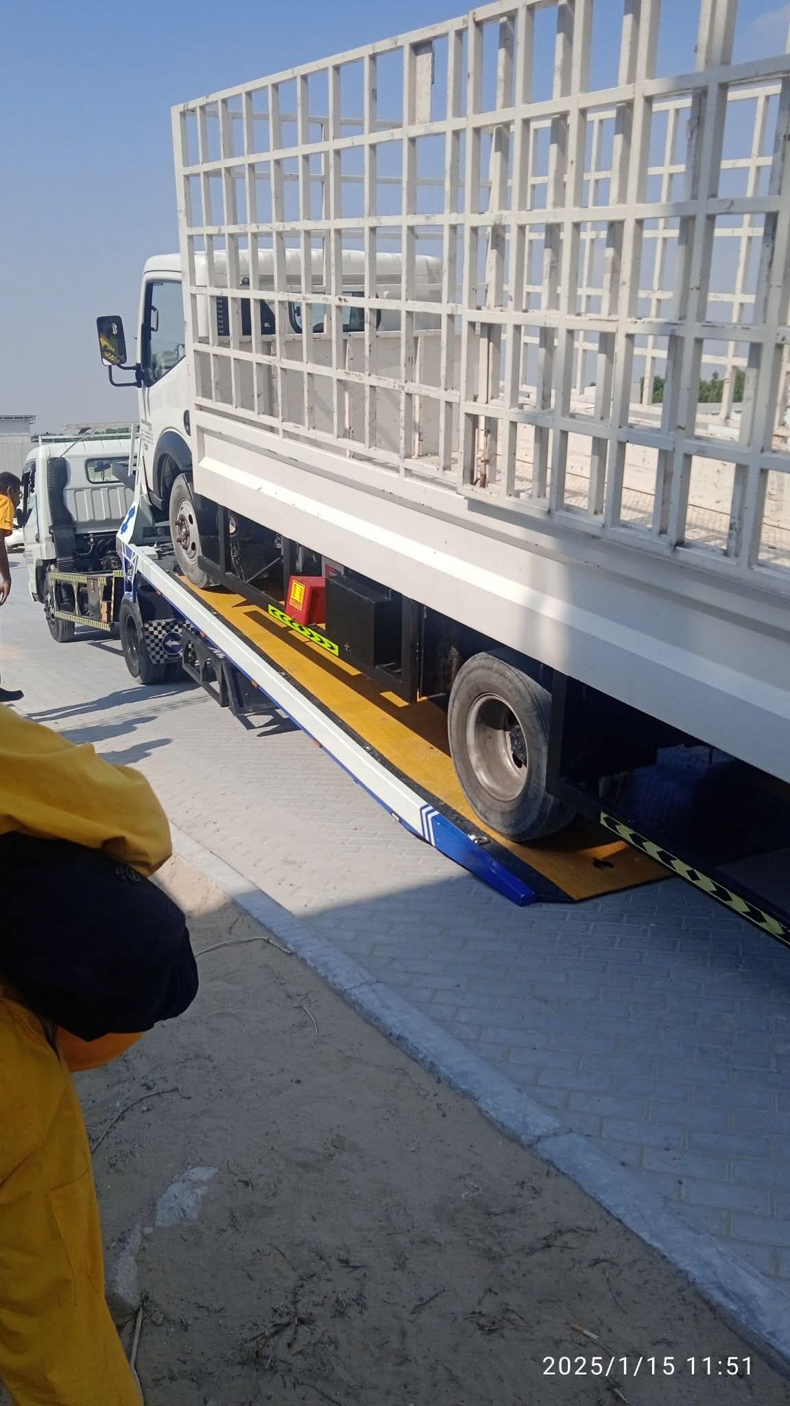 Truck operations during car recovery in Dubai — Ahmed Car Recovery (job 04)